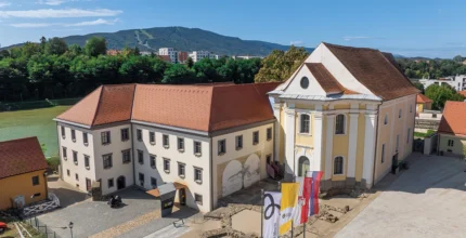 Kulturna četrt Minoriti s Sodnim stolpom
