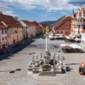 Glavni trg s Kužnim znamenjem