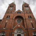 Frančiškanska cerkev (Bazilika Matere Usmiljenja)