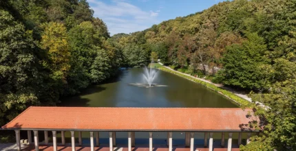 Mestni park Maribor s tremi ribniki