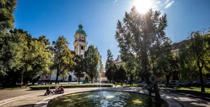 Slomškov trg in stolna cerkev sv. Janeza Krstnika